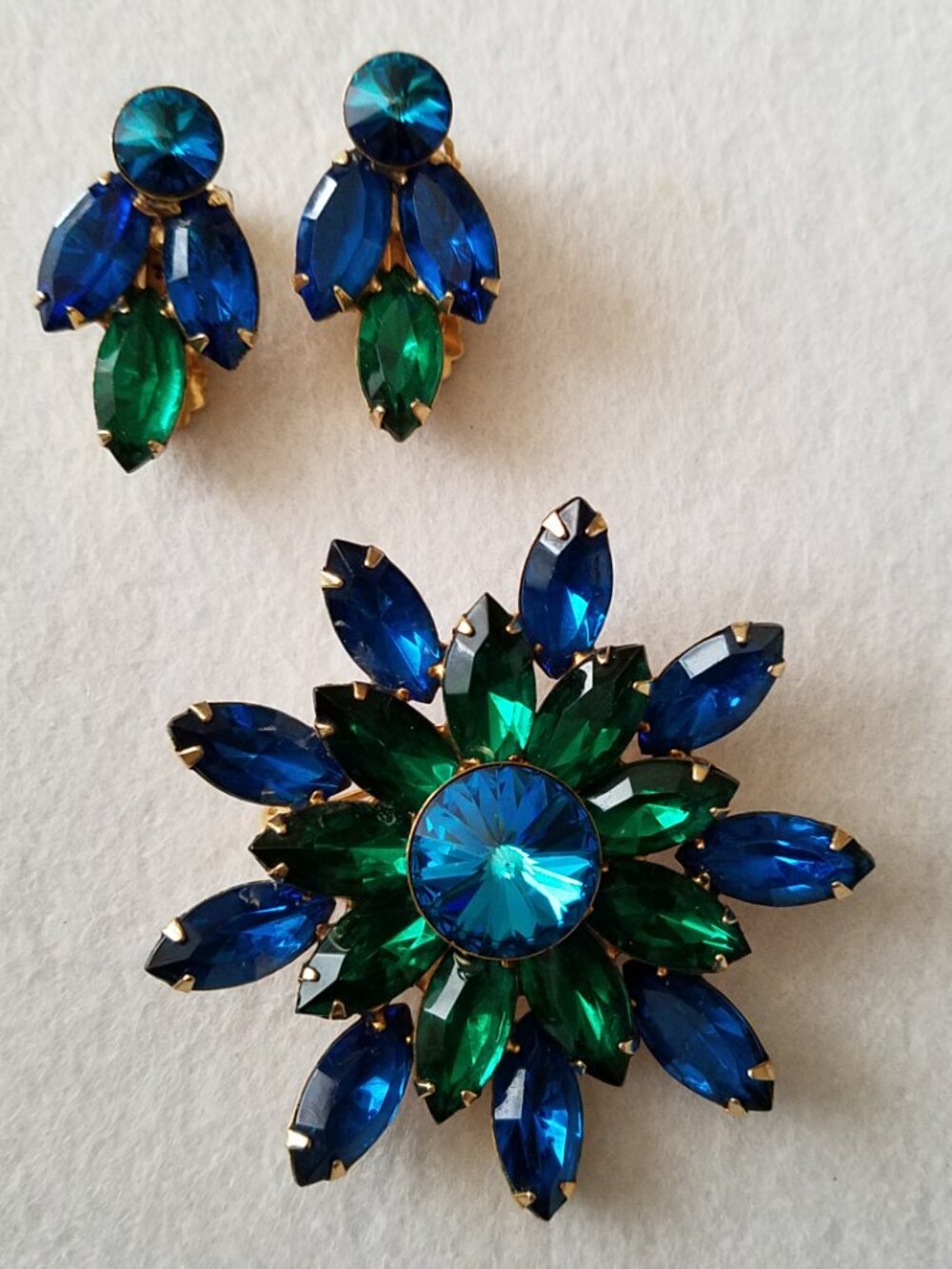 Vintage Blue Navette and Rivoli Brooch and Clip Earrings Set
